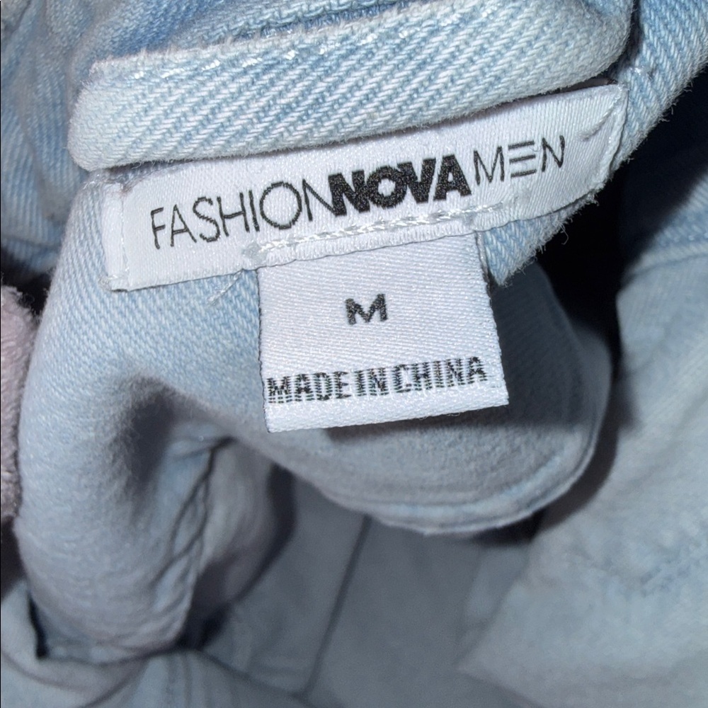 Men’s Distressed Denim Jacket - Picture 3 of 3